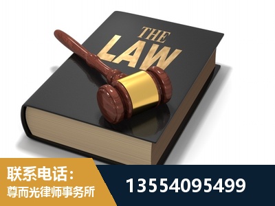 江陵-"法律 + 新媒体" 融合创新
